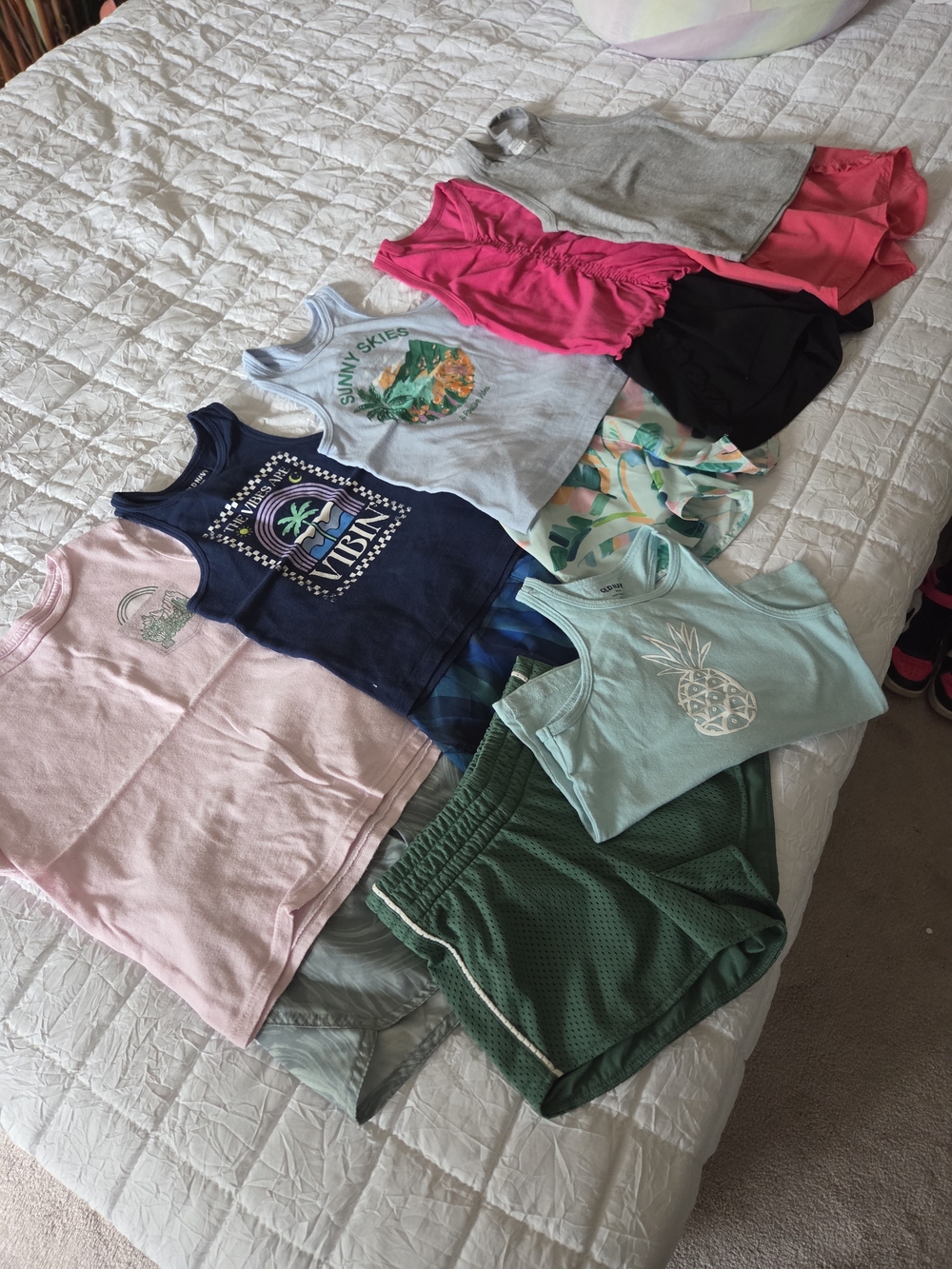 Assorted Girls' Tank Tops and Shorts - Pink, Navy, Mint, Gray, Green